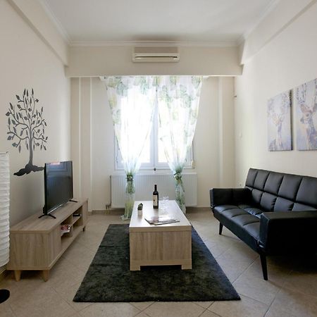 Comfortable Apartment At The Foot Of The Odeon Of Herodes Atticus Athens Exterior photo