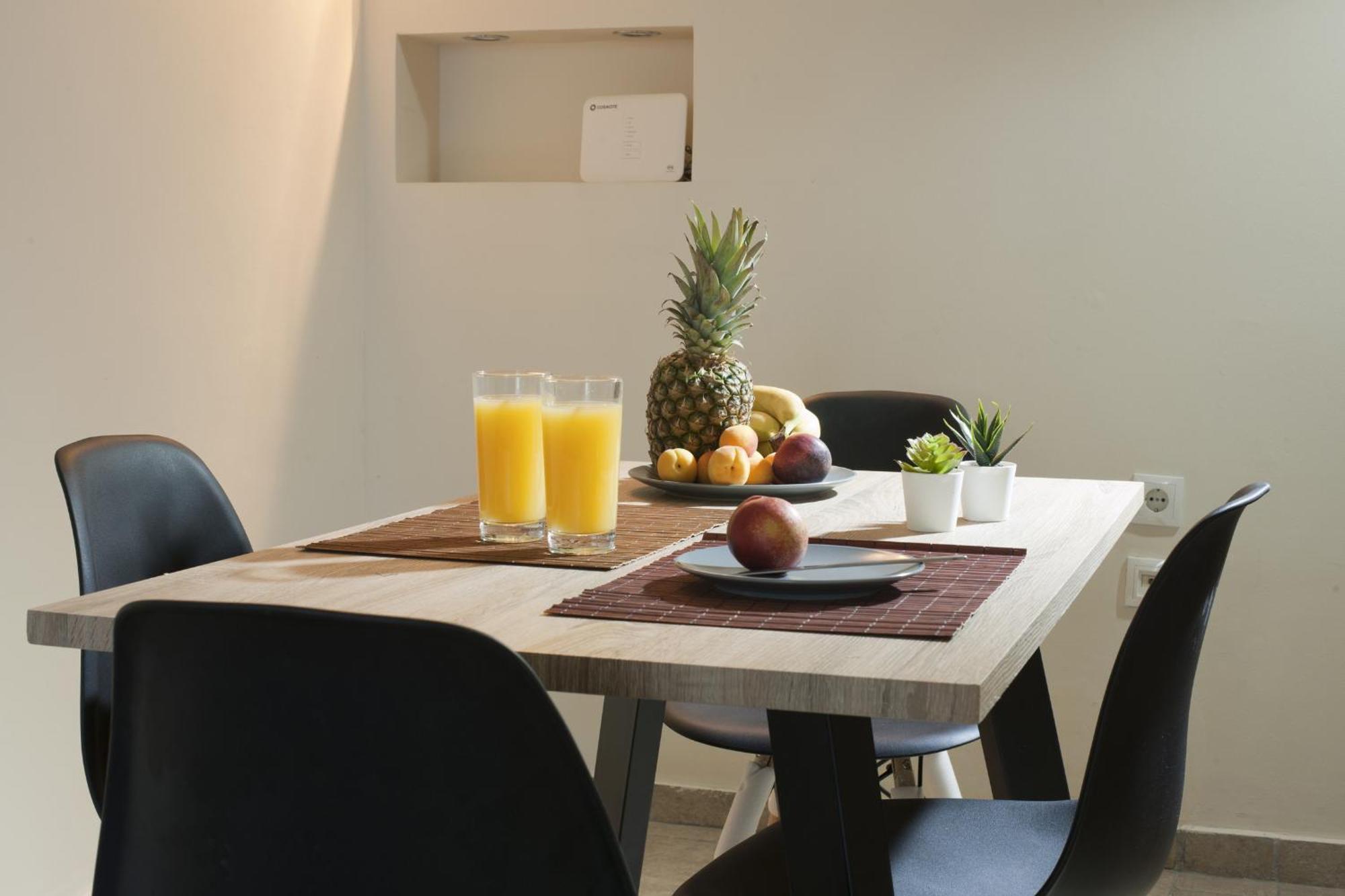 Comfortable Apartment At The Foot Of The Odeon Of Herodes Atticus Athens Exterior photo
