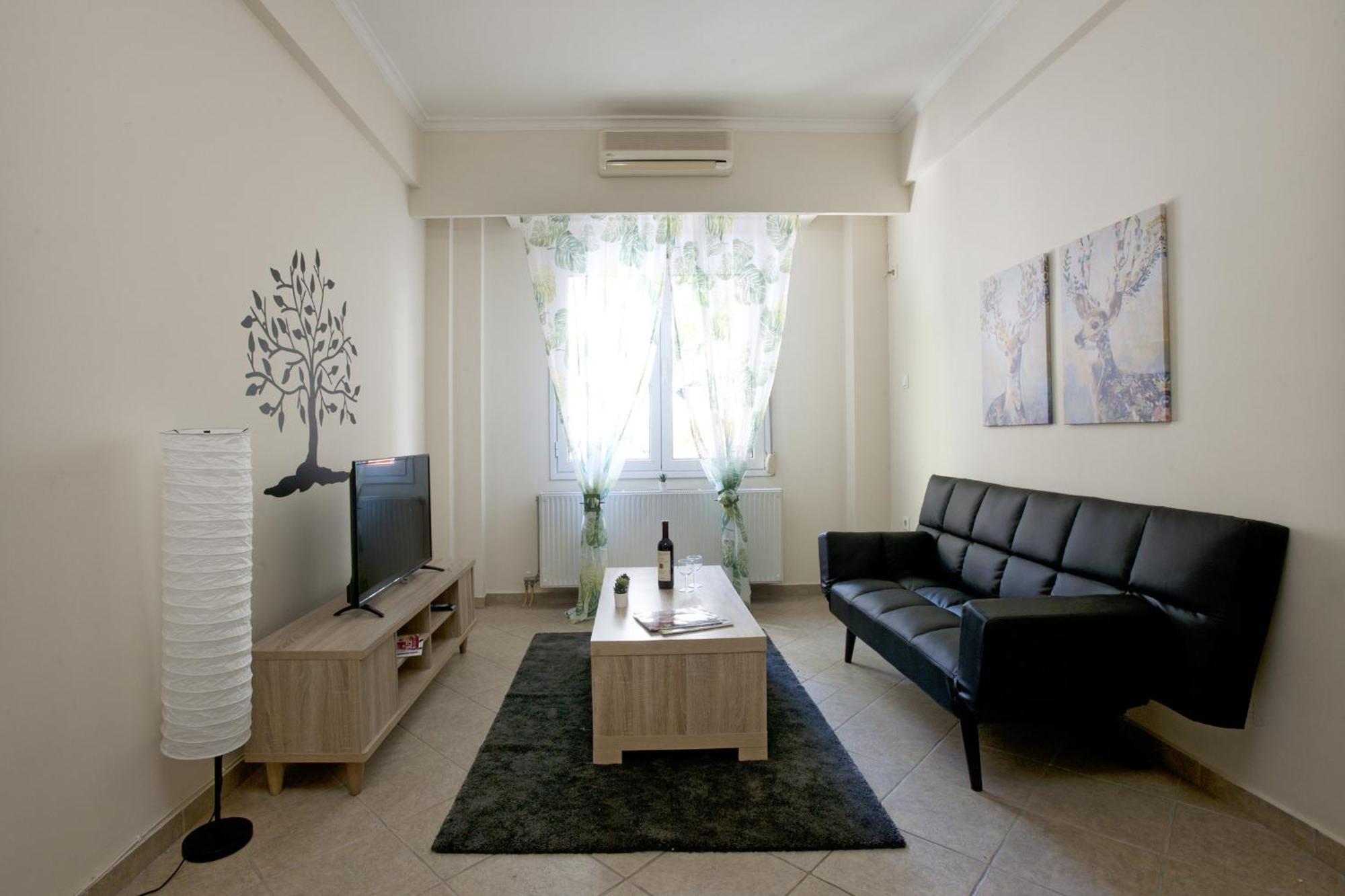 Comfortable Apartment At The Foot Of The Odeon Of Herodes Atticus Athens Exterior photo
